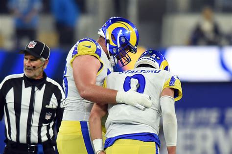 Los Angeles Rams quarterback <strong>Matthew Stafford</strong> was dealing with a hip <strong>injury</strong>, throughout part of Sunday's Week 4 OT win at the Indianapolis Colts, a thriller in which he tossed the game-winning. . Matthew stafford injury